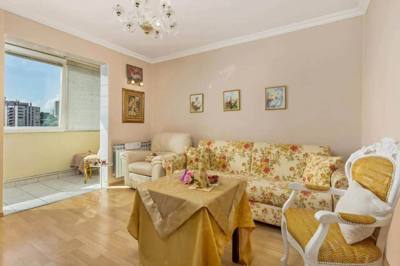 Apartment Beverly Rijeka Croatia